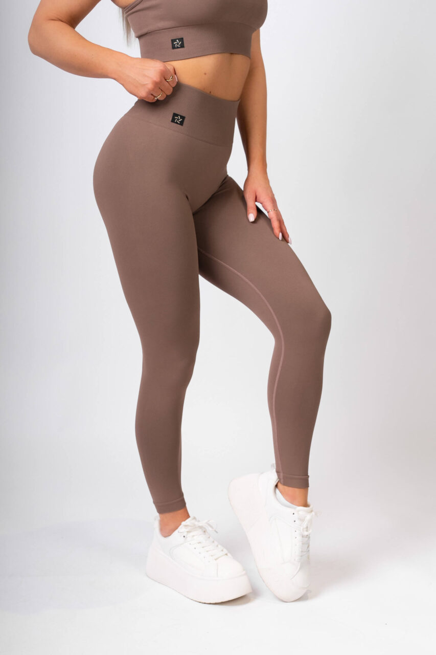 Zestaw bezszwowy essentials brązowy - obrazek 3