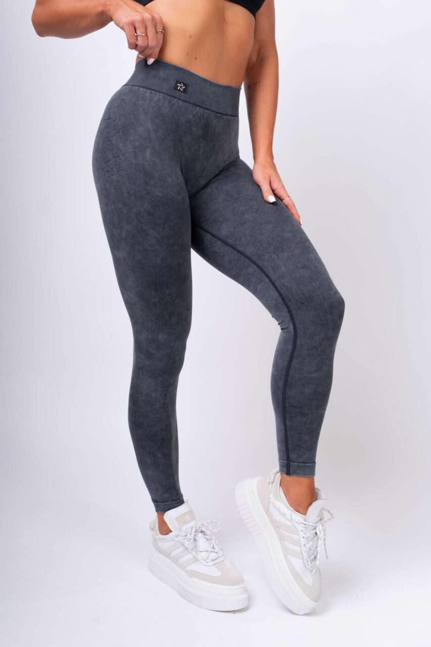 Legginsy bezszwowe V z marszczeniem szare - obrazek 4