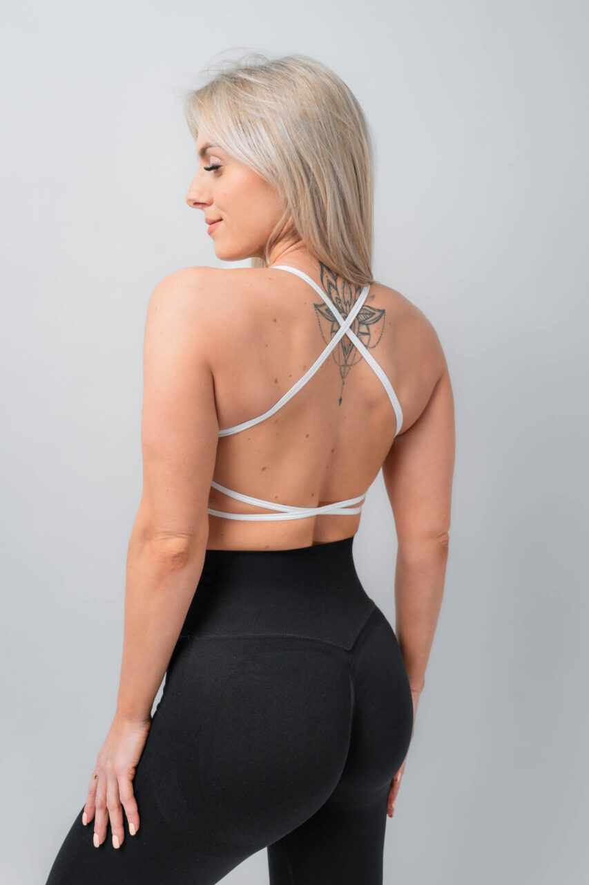 Top bezszwowy na ramiączkach biały - obrazek 2