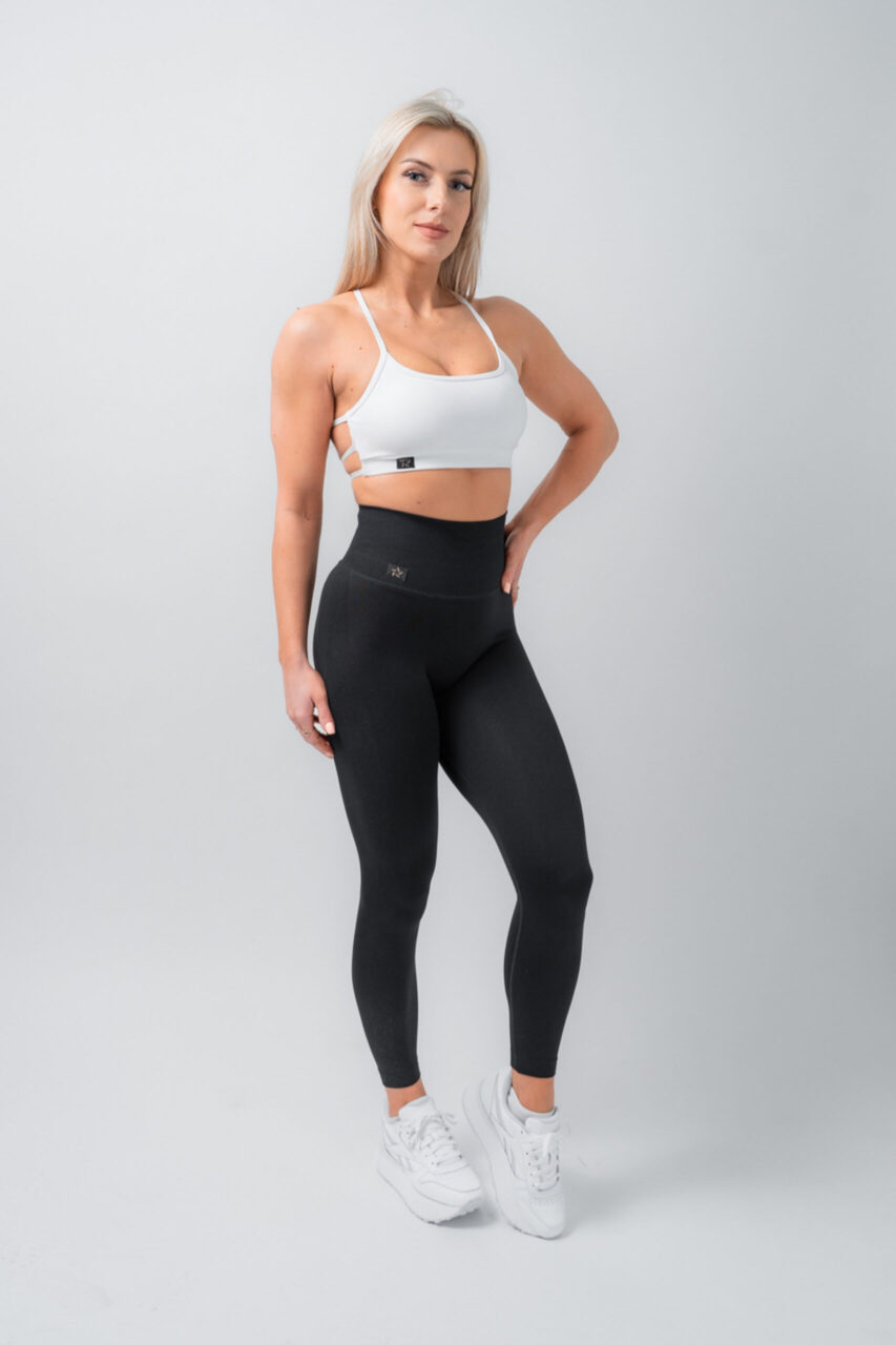 Top bezszwowy na ramiączkach biały - obrazek 3