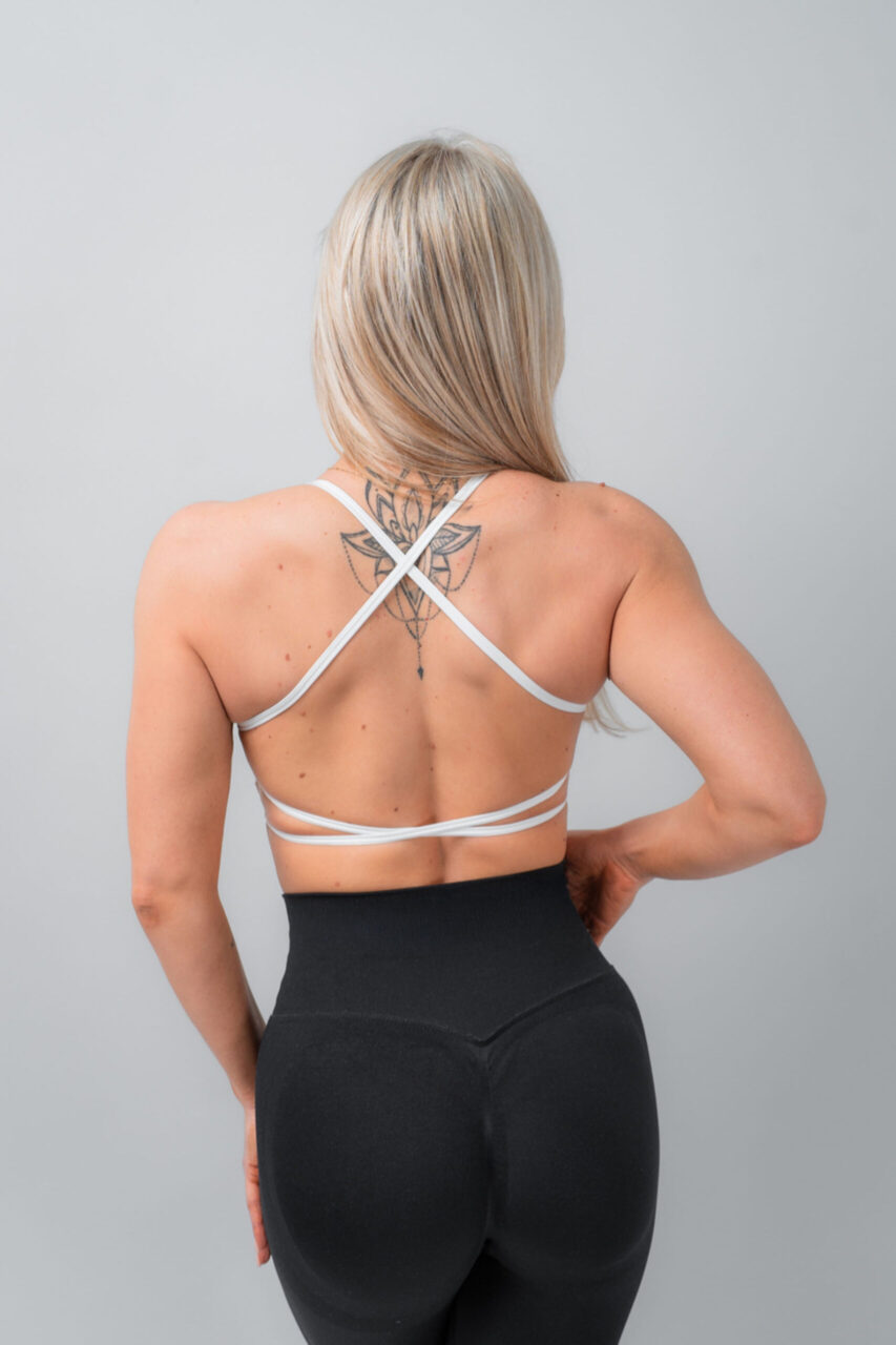 Top bezszwowy na ramiączkach biały - obrazek 4