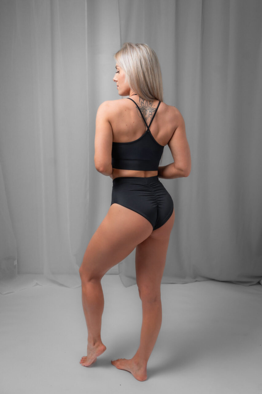 Komplet pole dance top z paskami i pełne figi czarny - obrazek 4